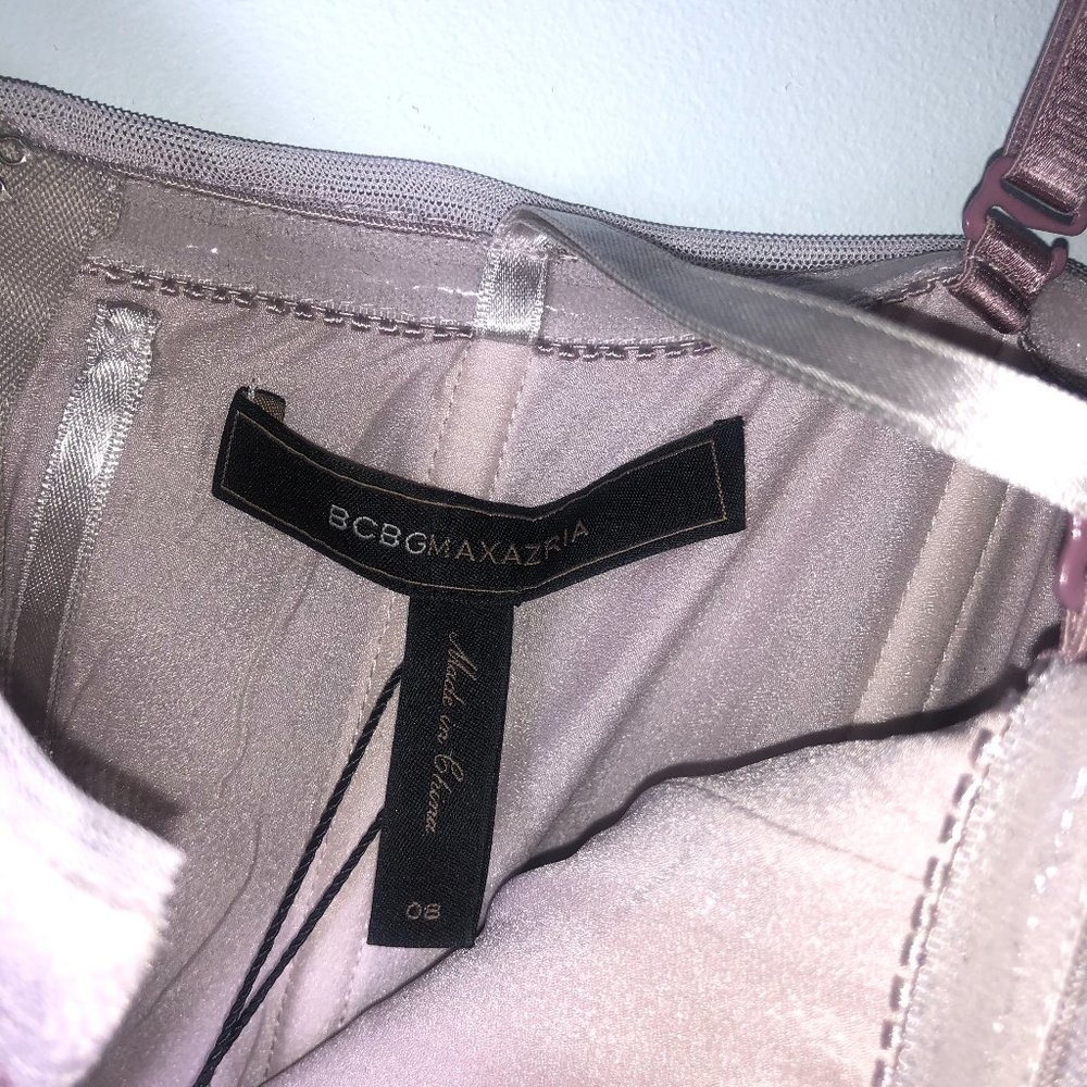 NWT BCBGMaxAzria Kate Dress in Lilac Mauve, Size 8 - Picture 4 of 10